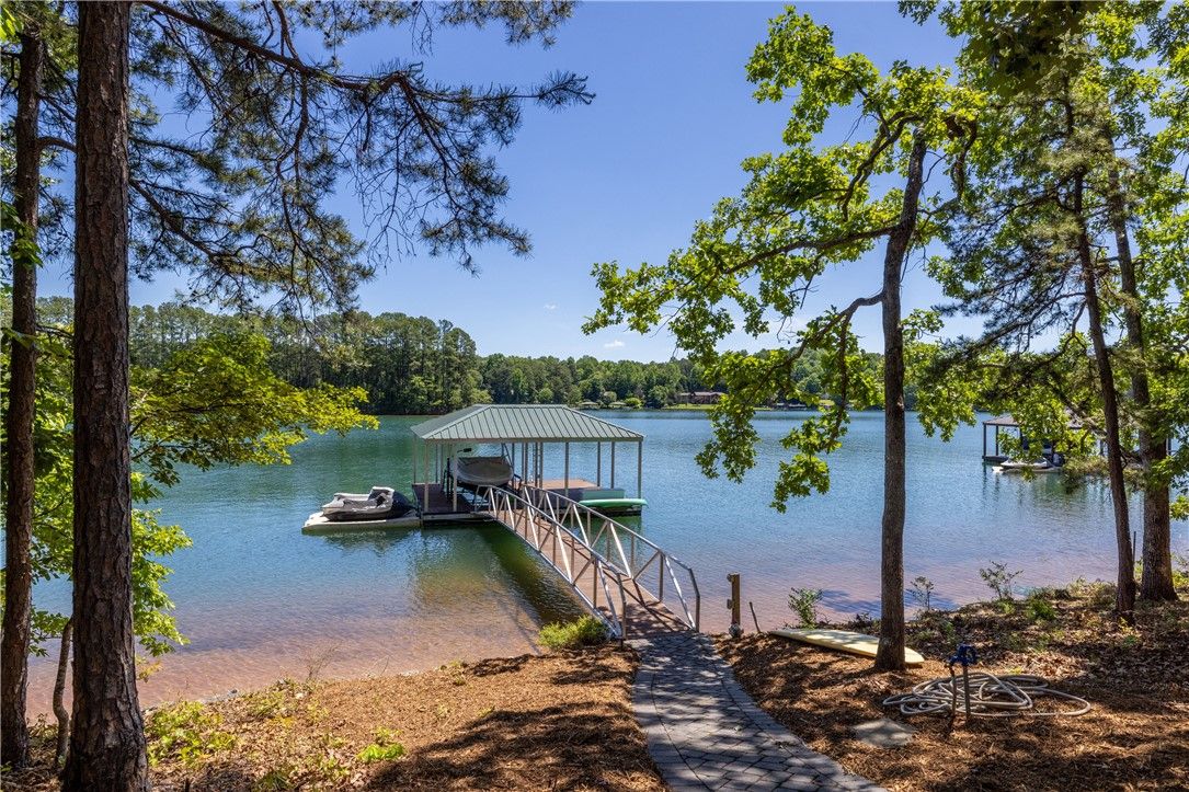Property image 2 at 647 Waterway Lane, Seneca, SC 29672