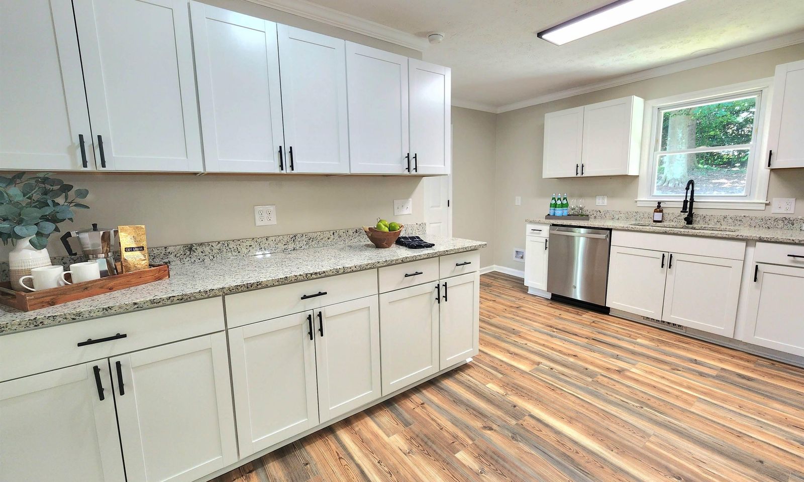Property image 3 at 10 Armsdale Drive, Taylors, SC 29687