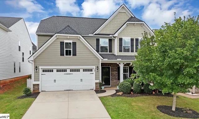 19 Dauphine Way