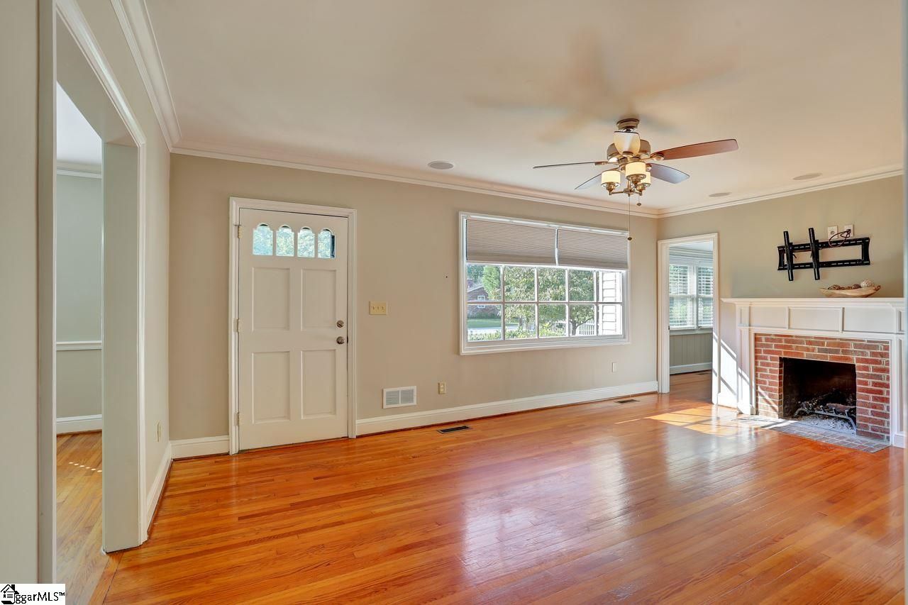 Property image 3 at 205 Mapleton Drive, Greenville, SC 29607
