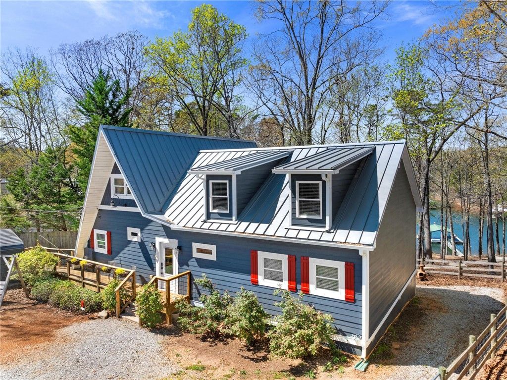 Main image of property at 1047 Tranquility Lane, Hartwell, GA 30643