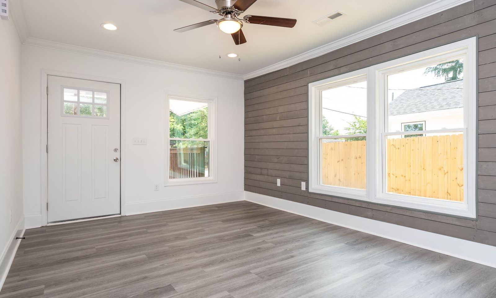 Property image 2 at 11 Judson Road, Greenville, SC 29611