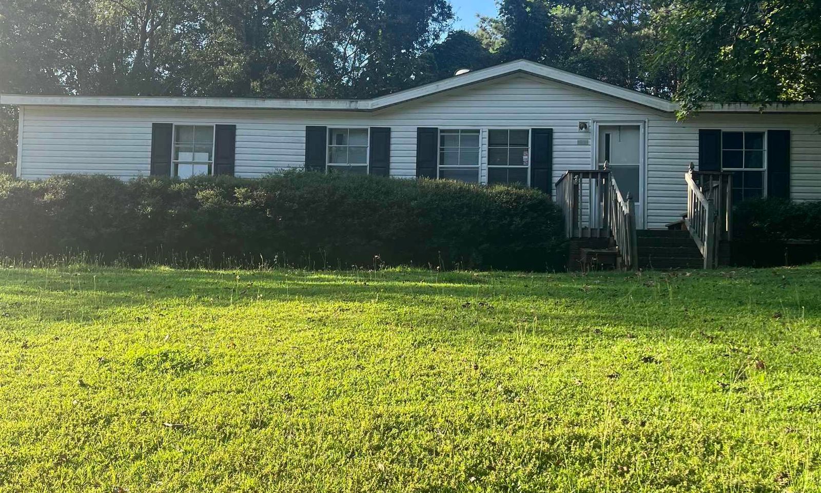 Main image of property at 510 Ashford Oak Way, Simpsonville, SC 29680