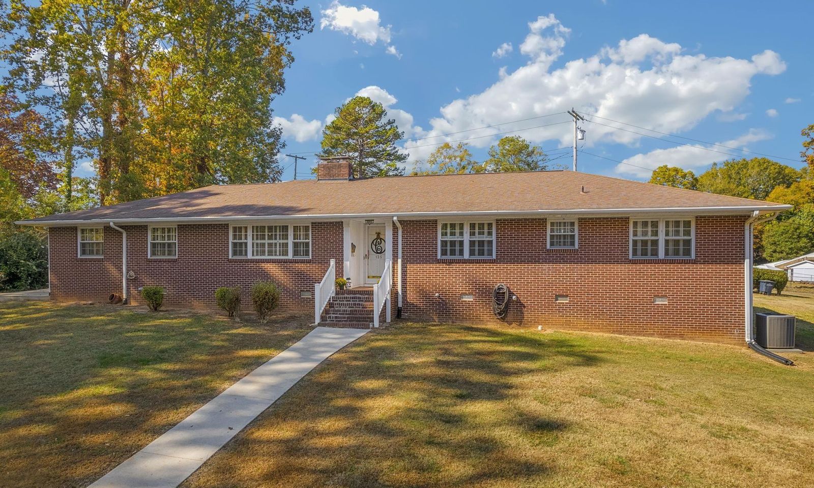 Property image 2 at 125 Tanglewood Drive, Anderson, SC 29621