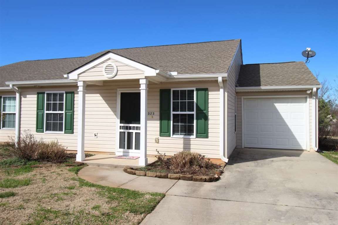 Property image 1 at 323 Oak Knoll Court, Seneca, SC 29678-3702