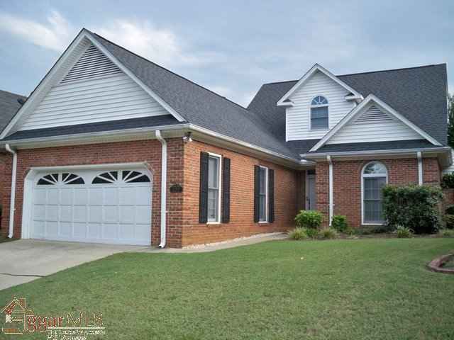 Main image of property at 227 Greenview Circle, Greenville, SC 29609