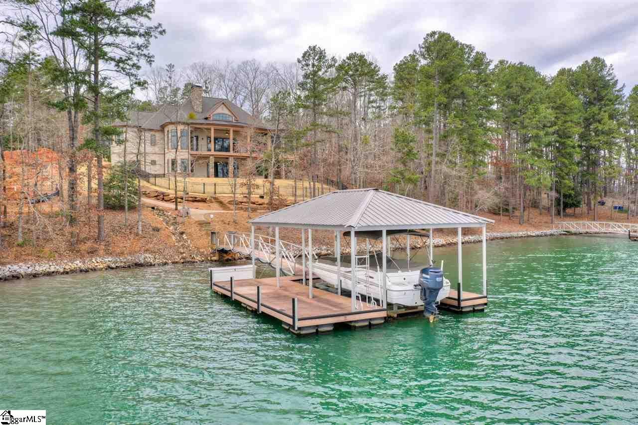 Property image 3 at 401 Baywood Court, Seneca, SC 29672