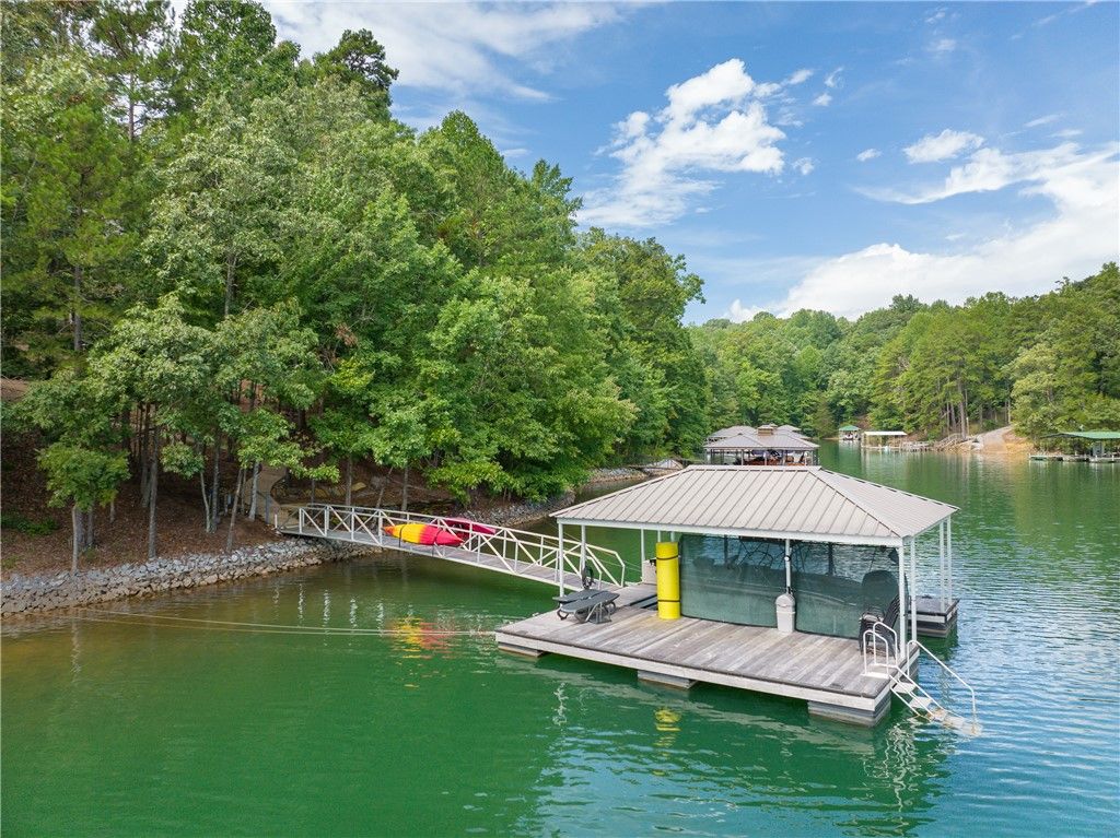 Property image 3 at 639 Waterway Lane, Seneca, SC 29672
