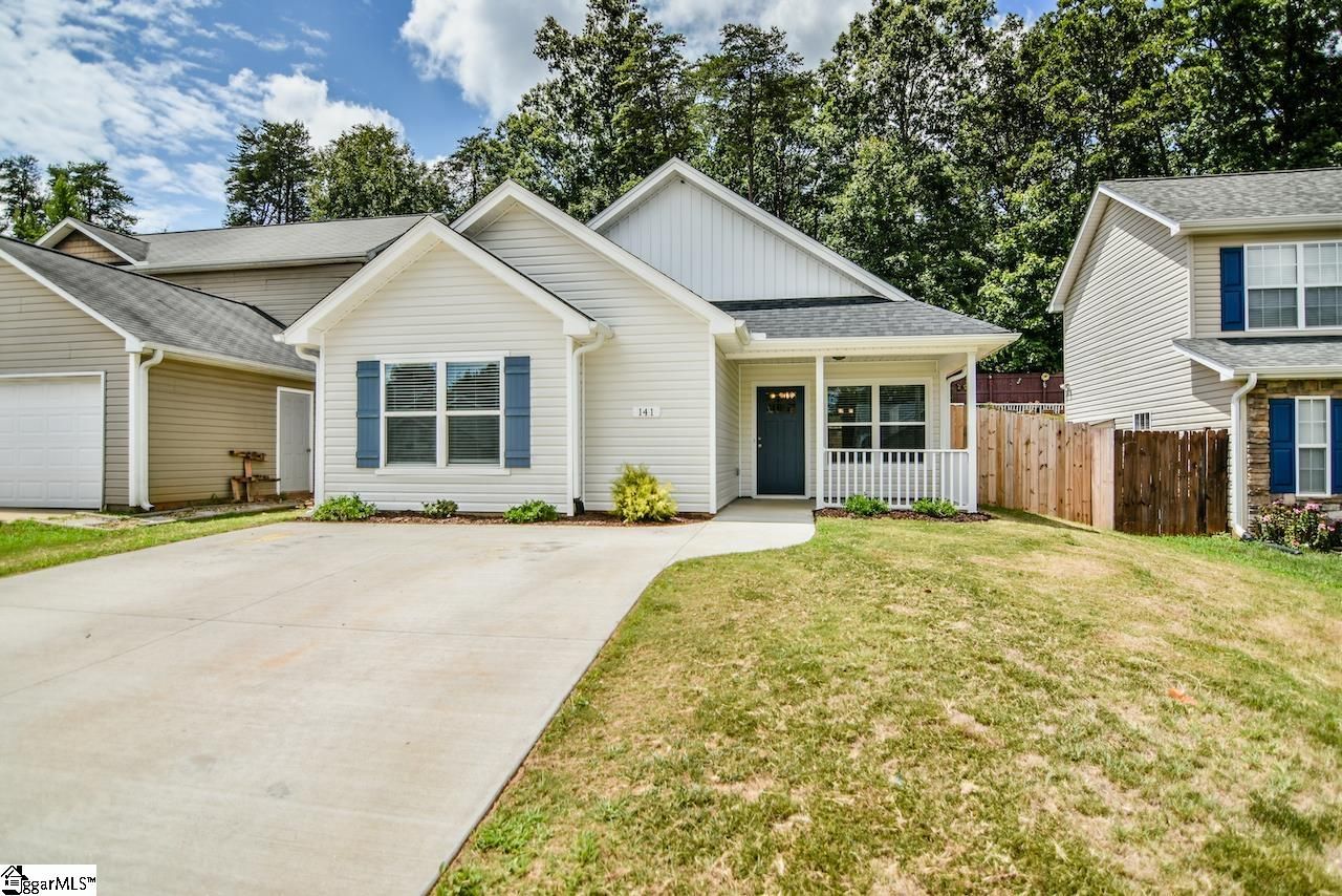 Property image 1 at 141 Cosmos Lane, Greer, SC 29651