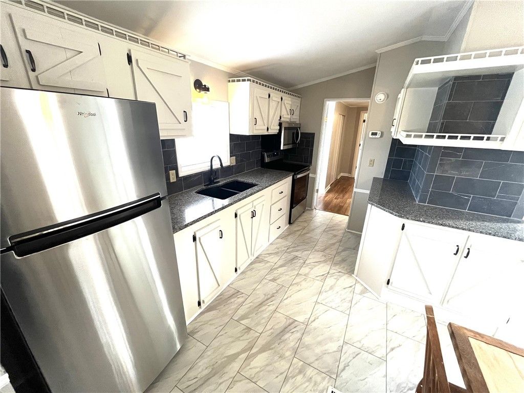 Property image 5 at 212 Whitewater Lake Road, Tamassee, SC 29686