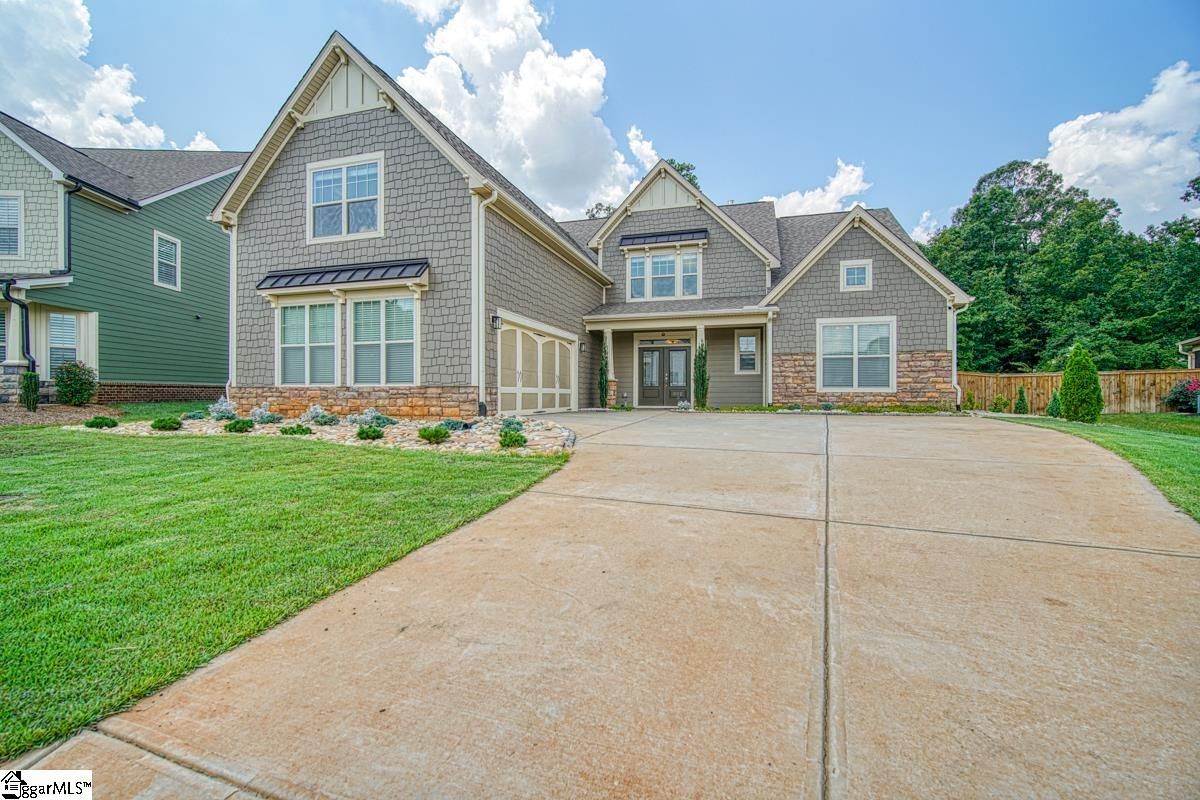 Property image 1 at 302 Glencairn Court, Simpsonville, SC 29681