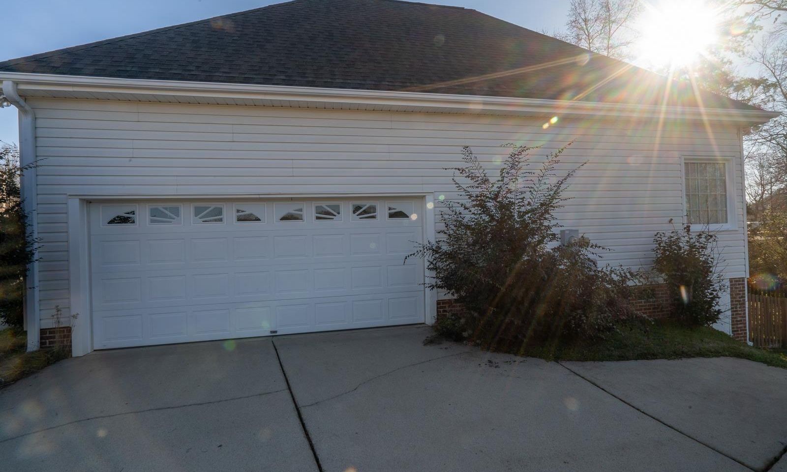 Property image 4 at 401 Dewsbury Lane, Piedmont, SC 29673-7618