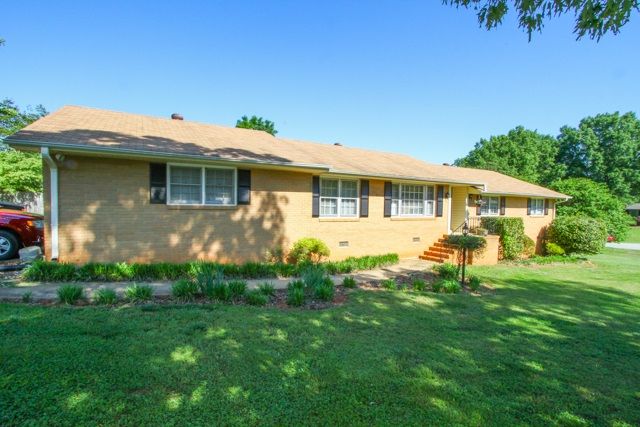 Property image 3 at 201 Windemere Way, Anderson, SC 29625