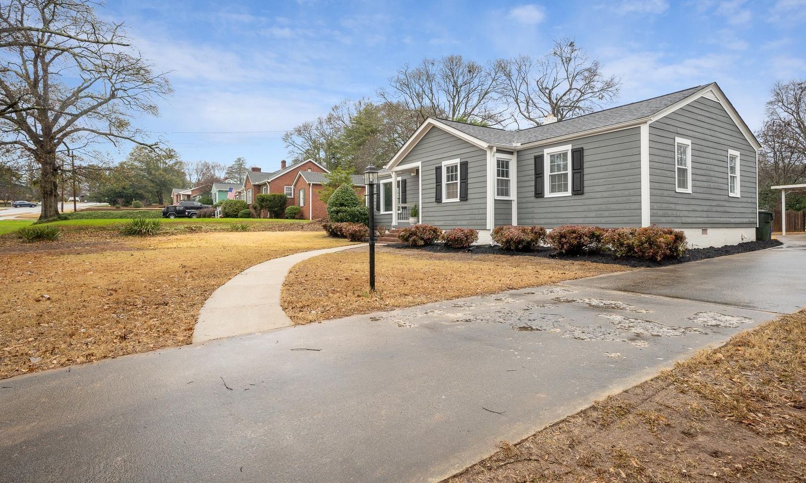 Property image 2 at 140 Batesview Drive, Greenville, SC 29607