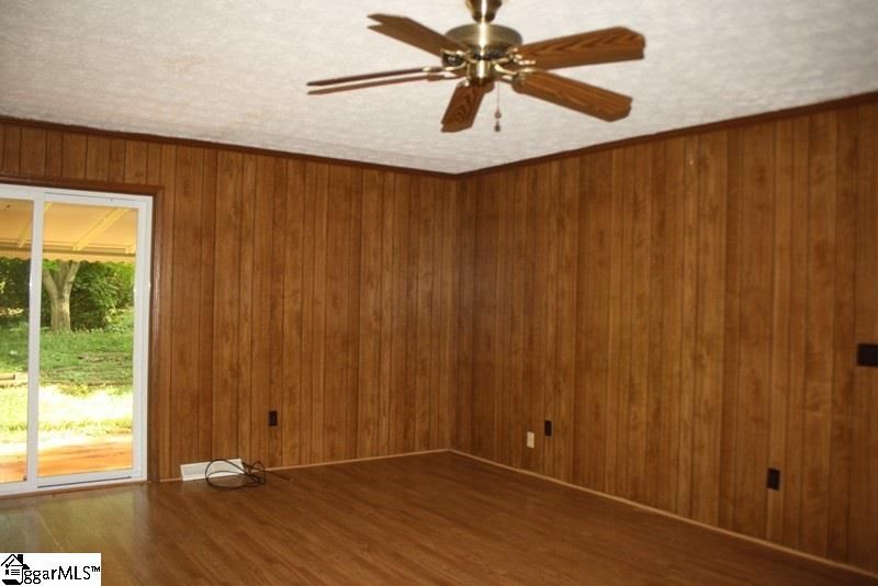 Property image 2 at 100 Wilma Drive, Greenville, SC 29617