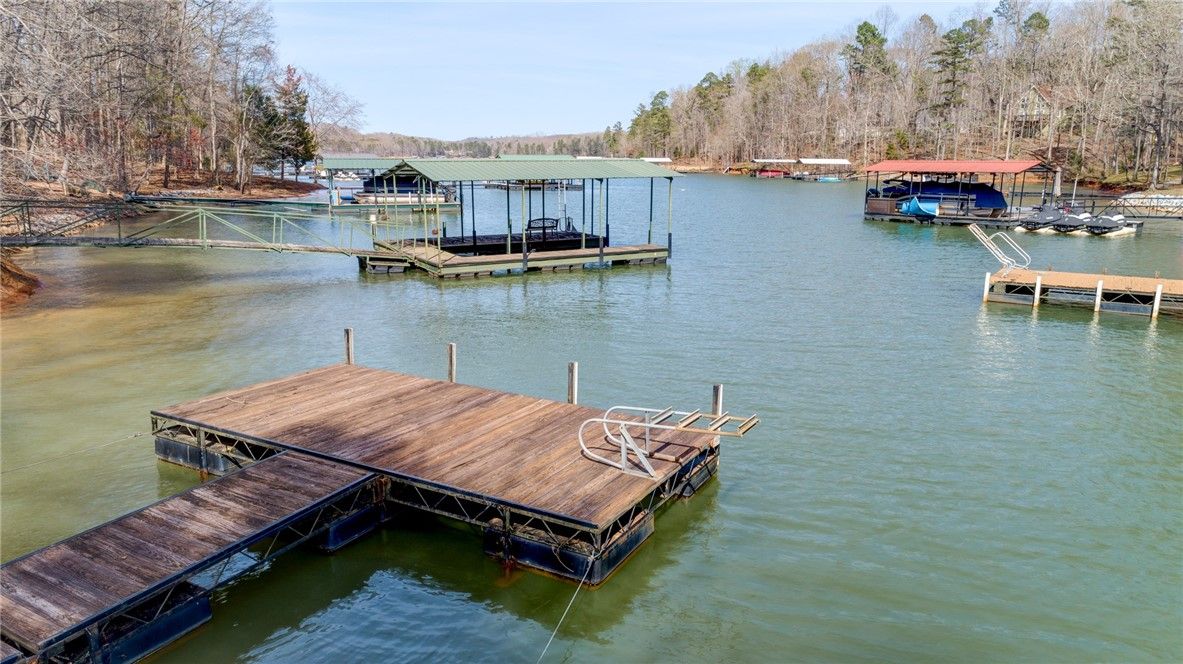 Property image 5 at 190 Rue St Joan, Lavonia, GA 30553
