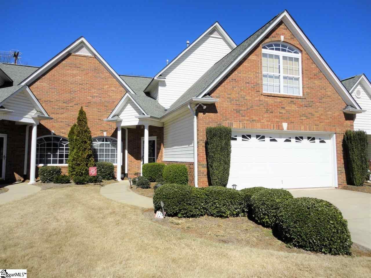 Main image of property at 129 High Crest Court, Simpsonville, SC 29681