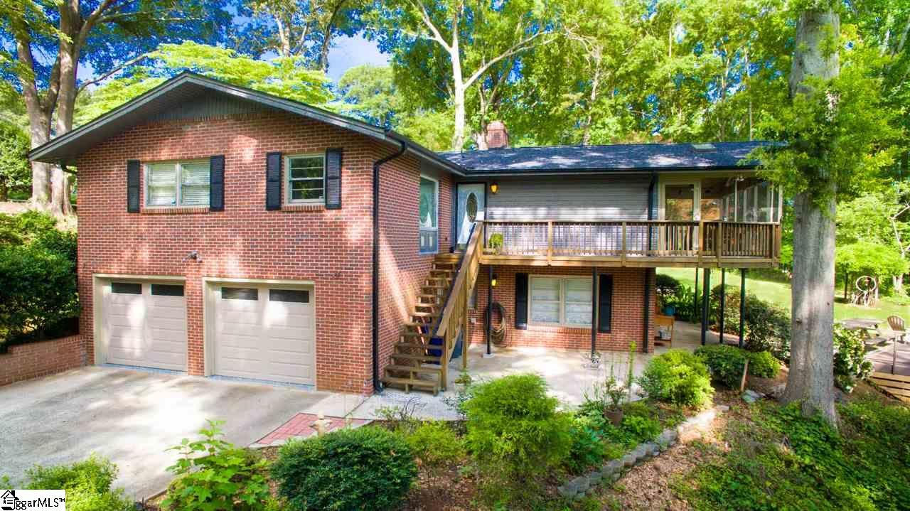 Main image of property at 403 Lakewood Drive, Anderson, SC 29621