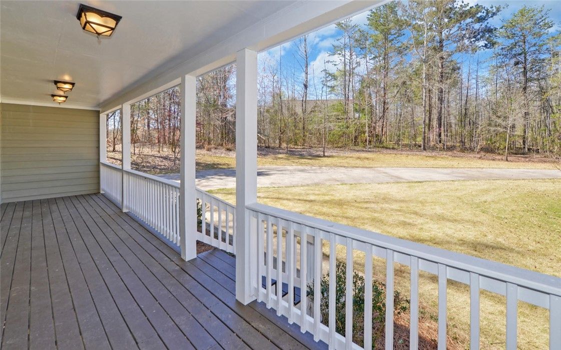 Property image 4 at 563 Trudys Trail, Martin, GA 30557