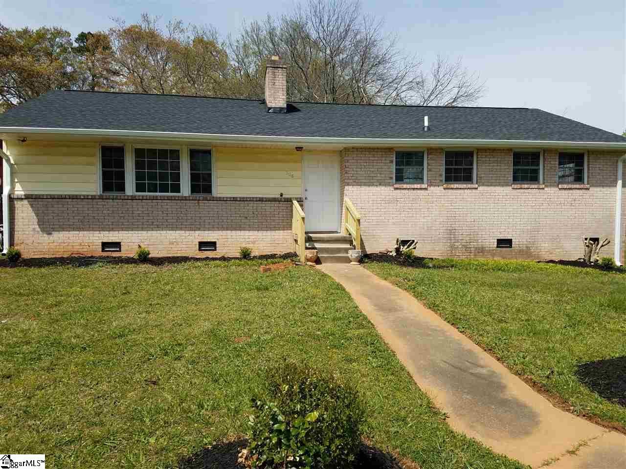 Property image 1 at 306 Pinefield Drive, Greenville, SC 29605