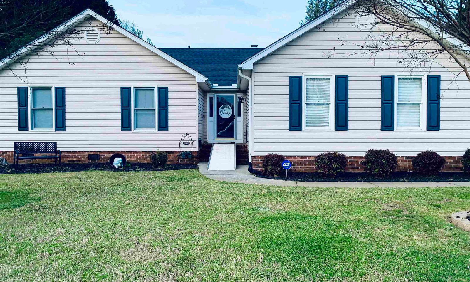 Property image 1 at 100 Tearose Lane, Simpsonville, SC 29681