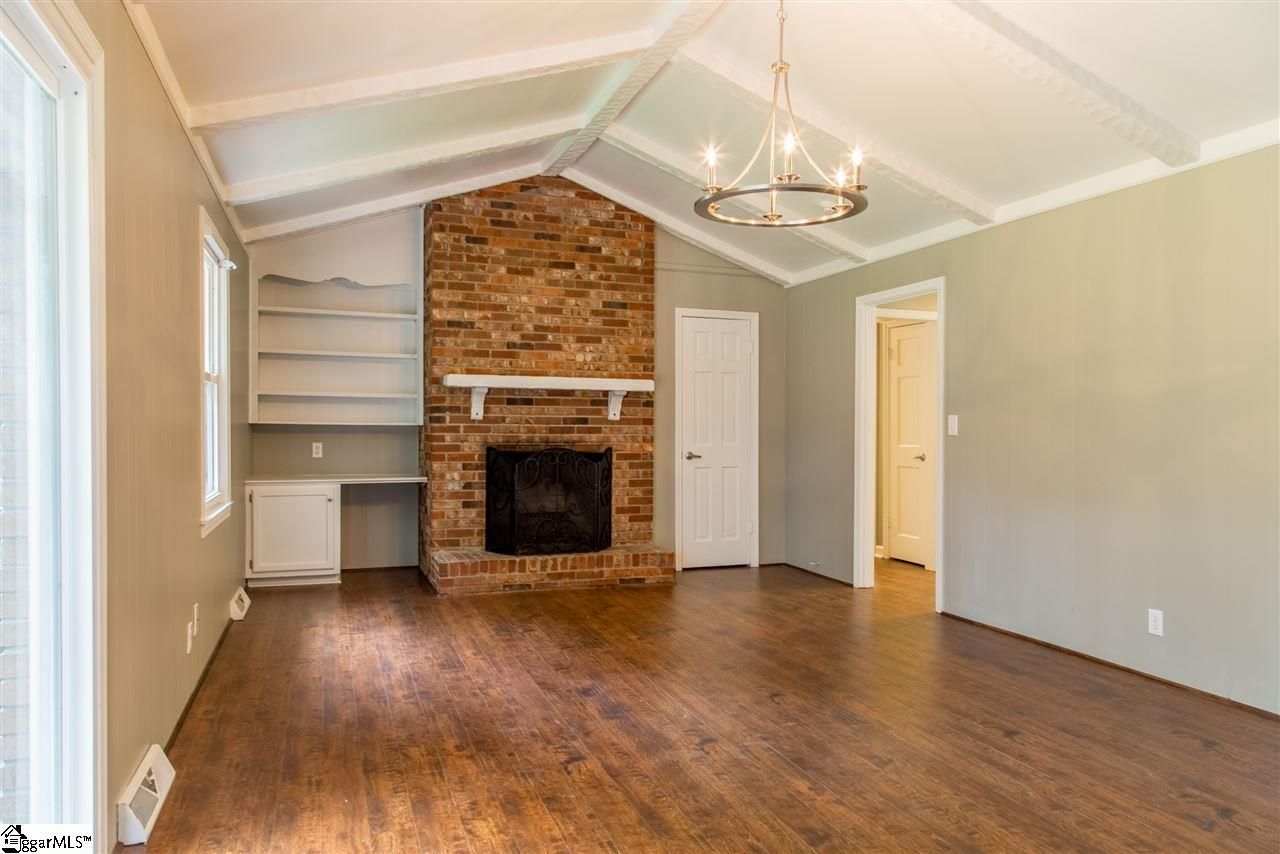 Property image 3 at 112 Gilder Creek Drive, Greenville, SC 29607-5427