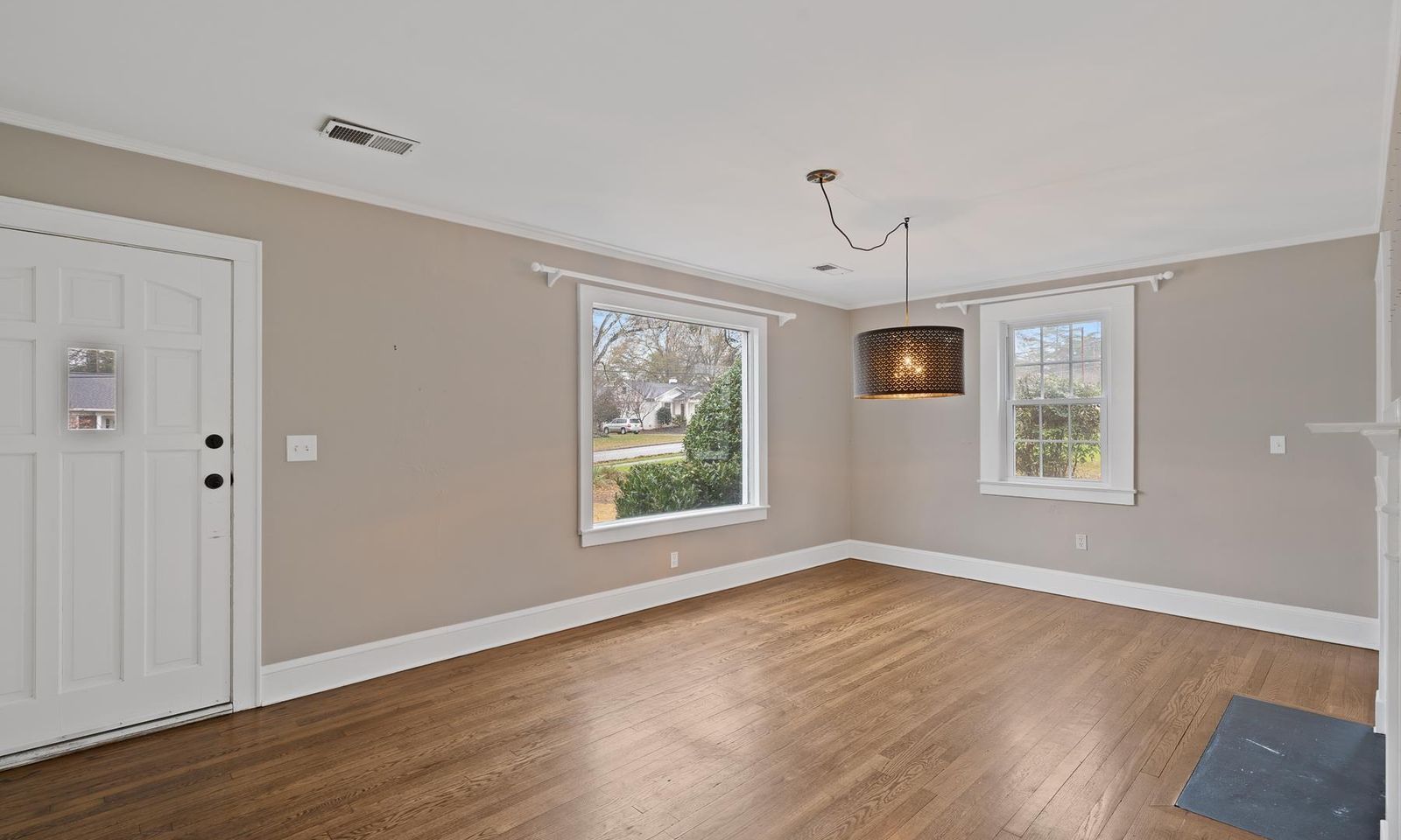 Property image 4 at 140 Batesview Drive, Greenville, SC 29607