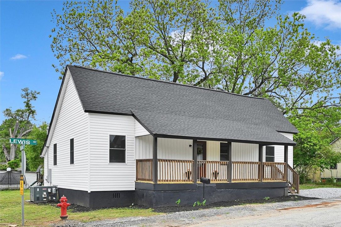 Property image 2 at 203 Lewis Street, Belton, SC 29627