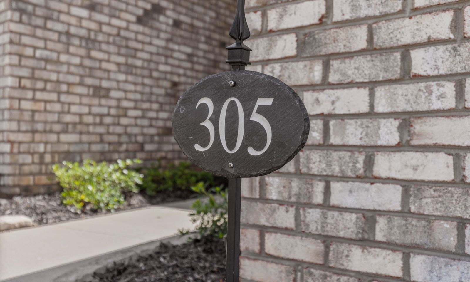 Property image 2 at 305 Fox Brook Court, Taylors, SC 29687