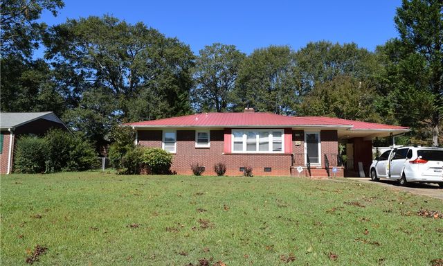 210 Beauregard Avenue