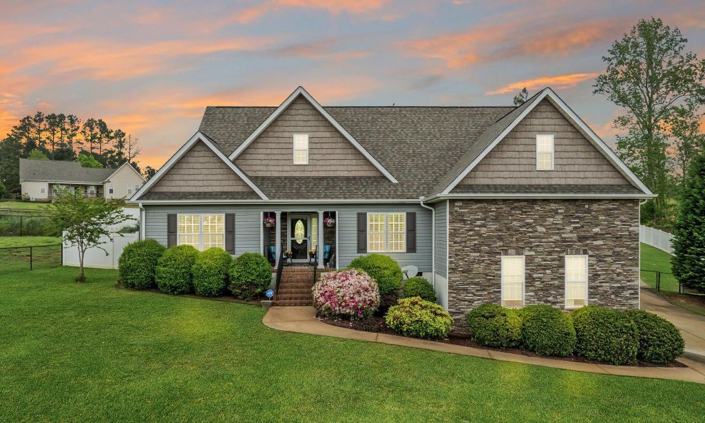 9 Anastasia Court