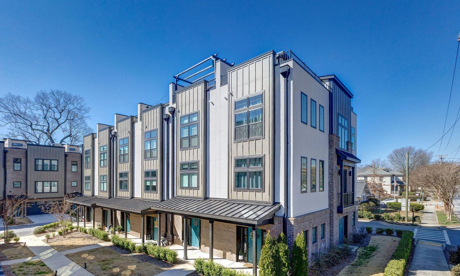One21 Townhomes, Greenville Community
