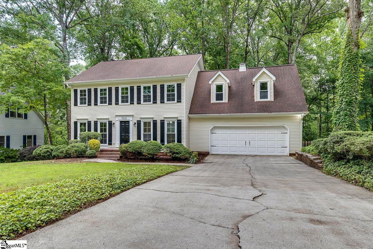 Property image 3 at 703 Creekview Drive, Greenville, SC 29607