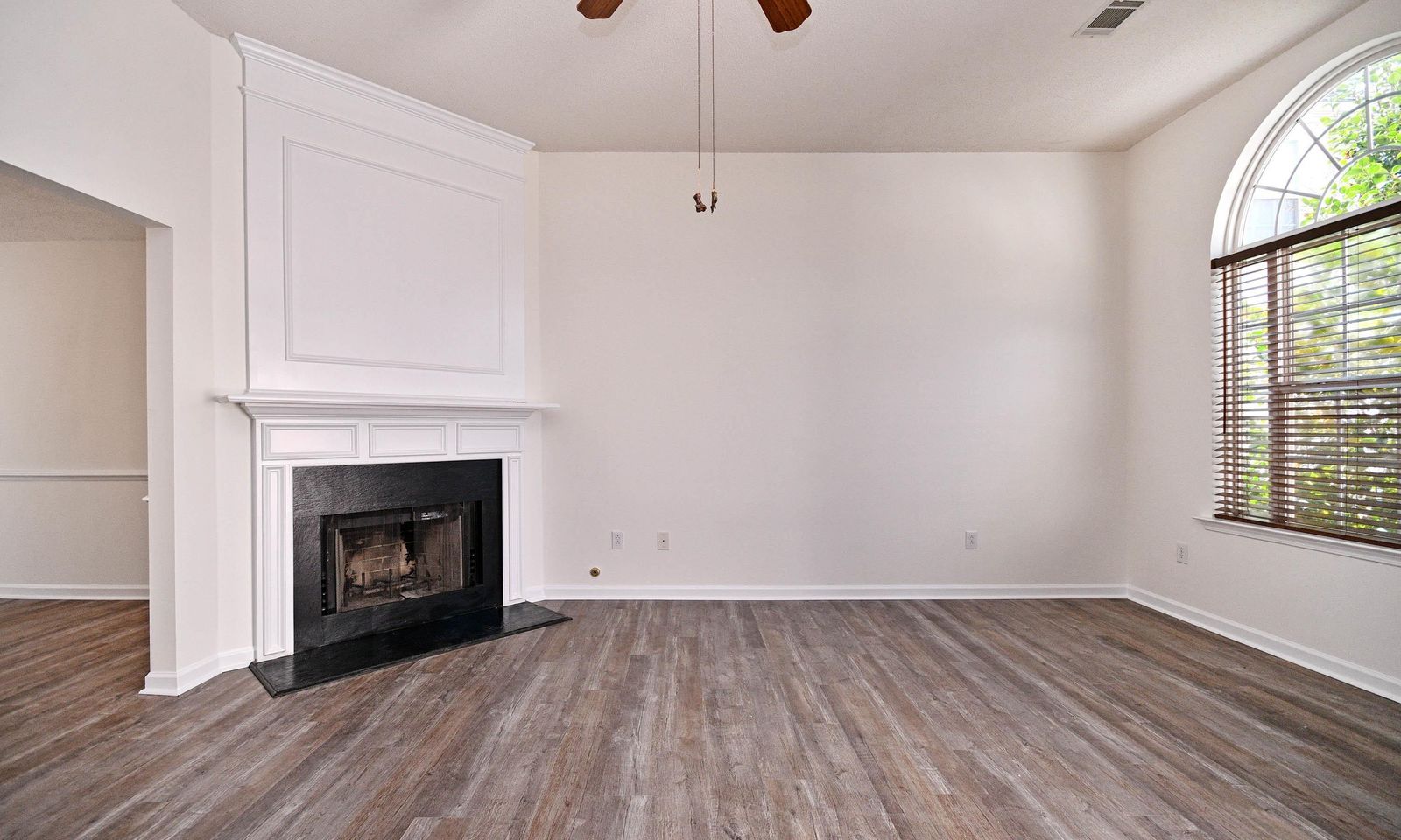 Property image 4 at 202 Clay Thorn Court, Greer, SC 29651