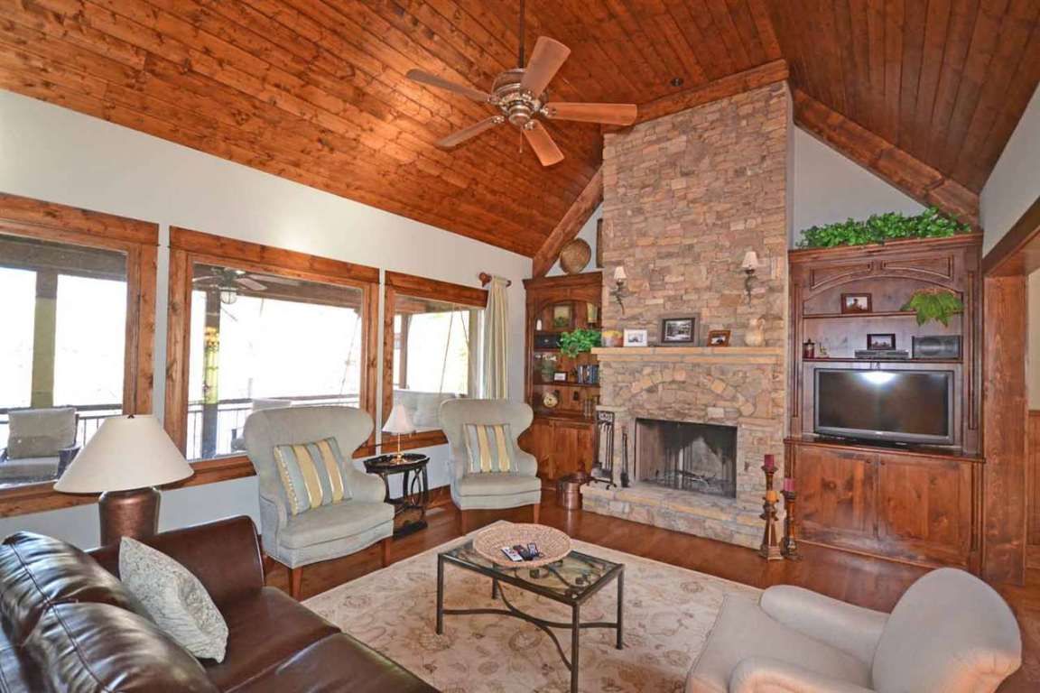 Property image 2 at 98 Barefoot Bay Road, Hartwell, GA 30643