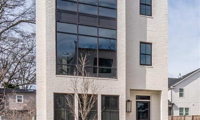 102B S Leach Street