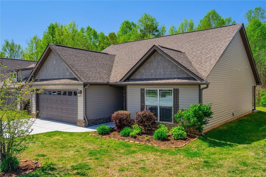 Main image of property at 314 Catterick Way, Fountain Inn, SC 29644