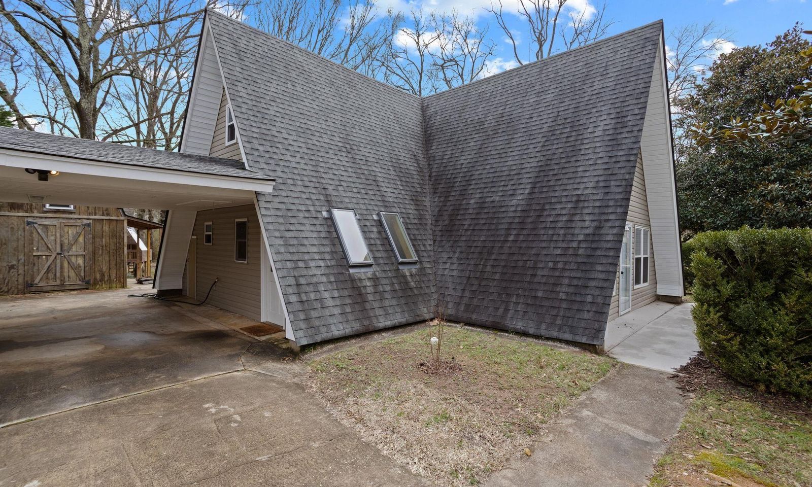 Property image 3 at 22 Wintergreen Lane, Taylors, SC 29687