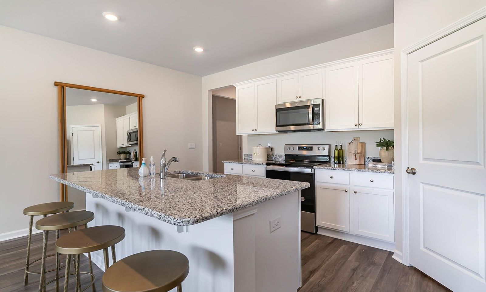 Property image 3 at 270 Horatio Lane, Lugoff, SC 29078
