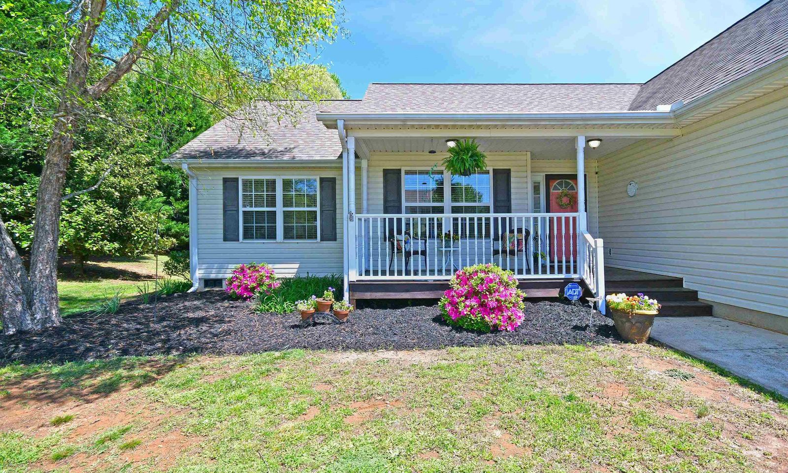 Property image 3 at 19 Cole Creek Court, Greer, SC 29651