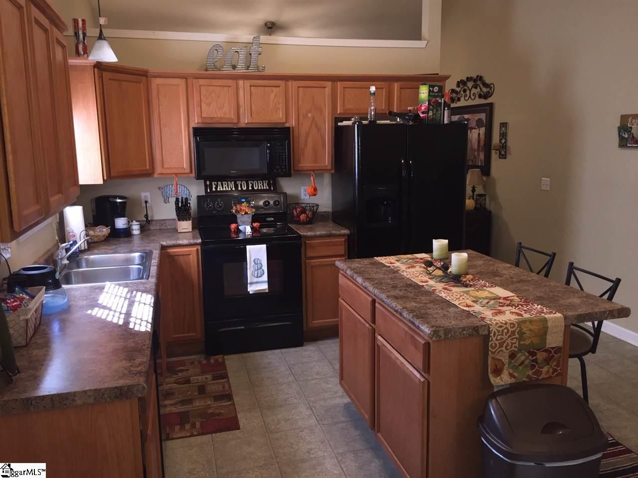 Property image 4 at 302 London Drive, Laurens, SC 29360