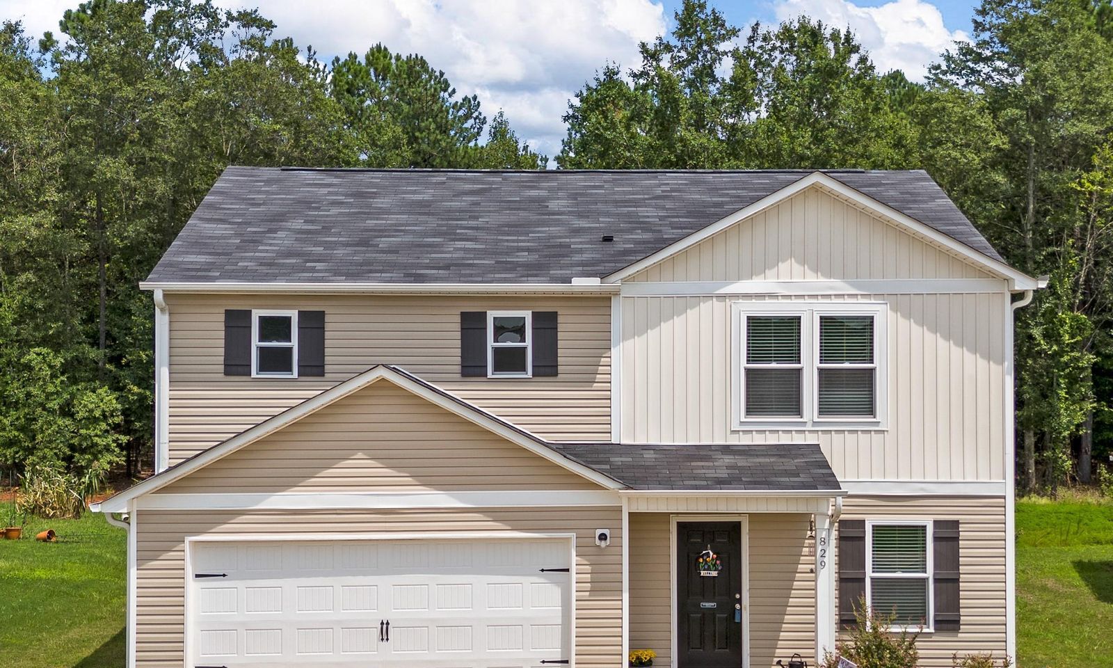 Main image of property at 829 Vistamount Path, Spartanburg, SC 29307