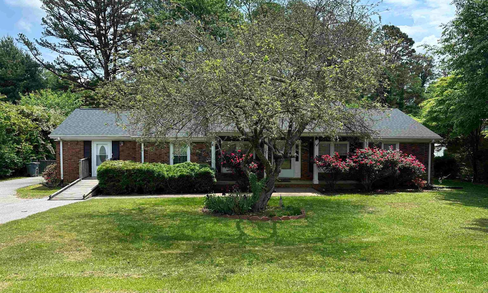 Property image 2 at 103 Maxton Street, Spartanburg, SC 29302
