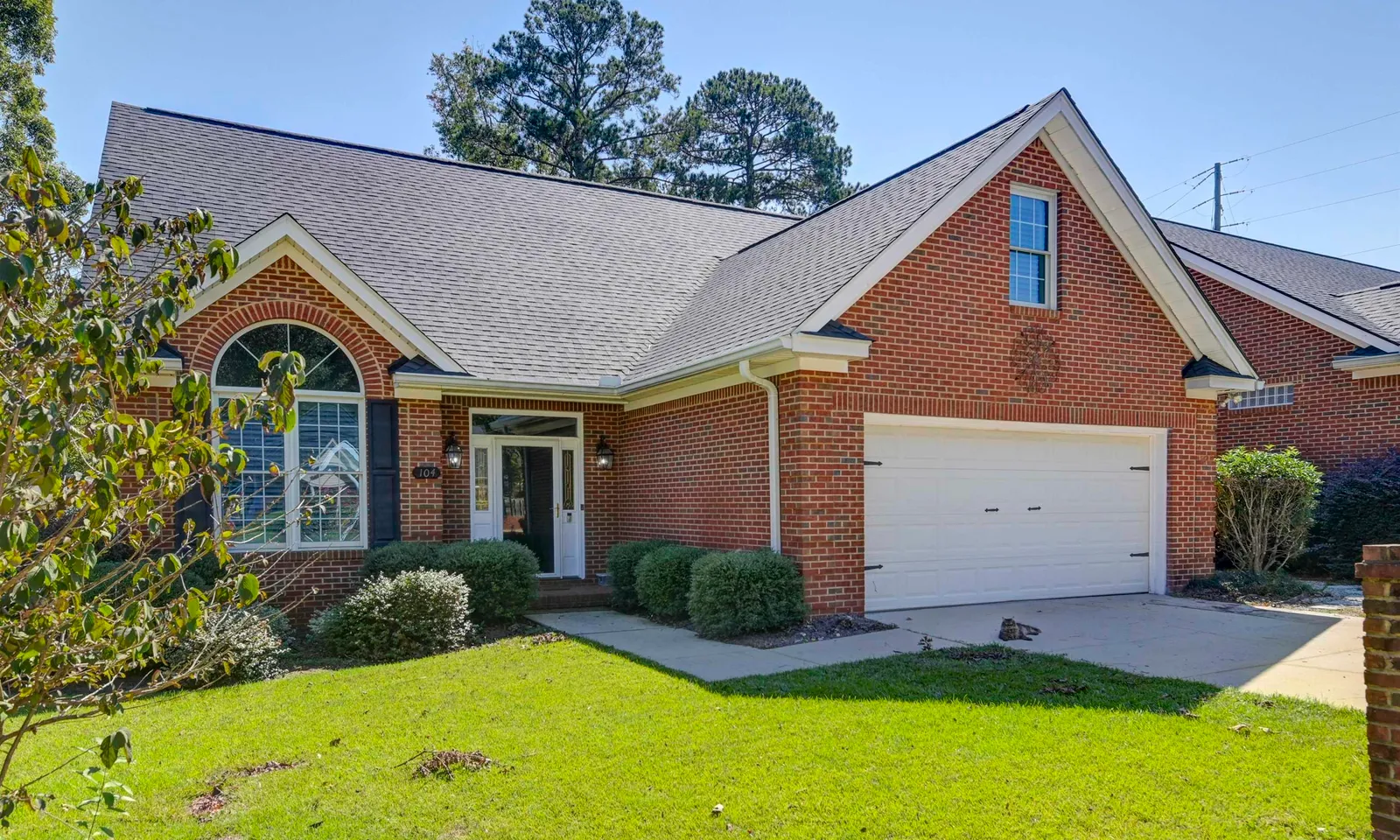 Garden Place, Lexington Community