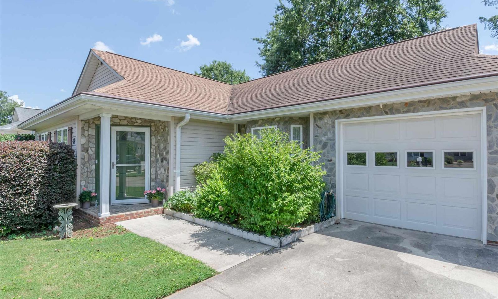 Property image 2 at 14 Anniston Way, Greenville, SC 29617