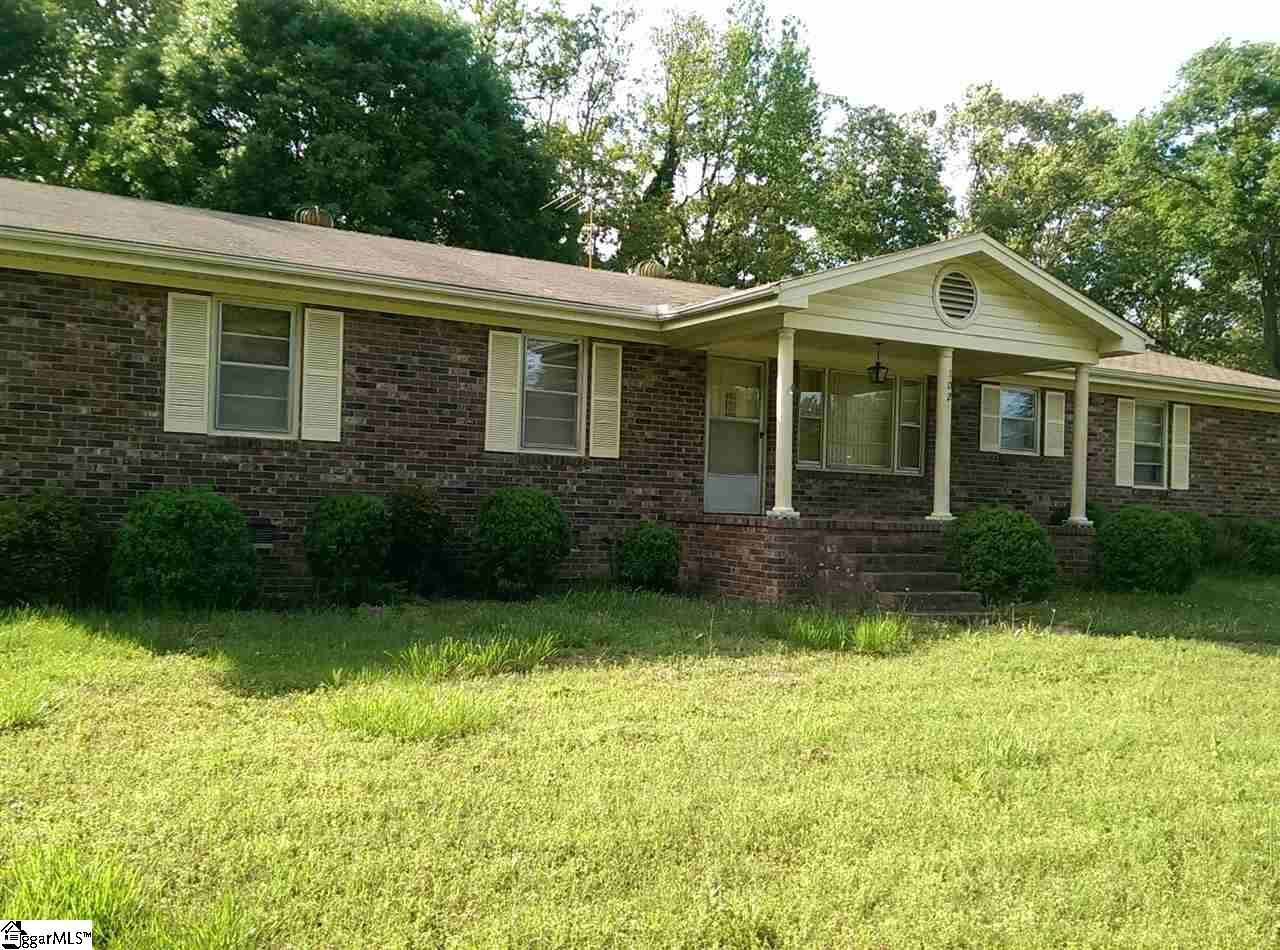 Main image of property at 102 Vine Hill Road, Greenville, SC 29607