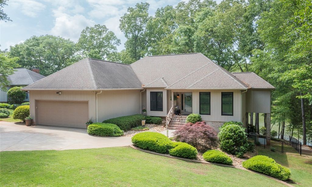 1210 Beaver Run