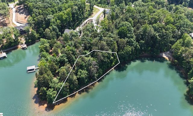 112 Hunter Hill Circle
