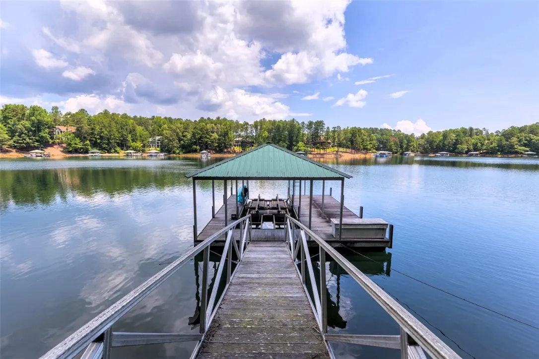 Riverstone, Salem Community