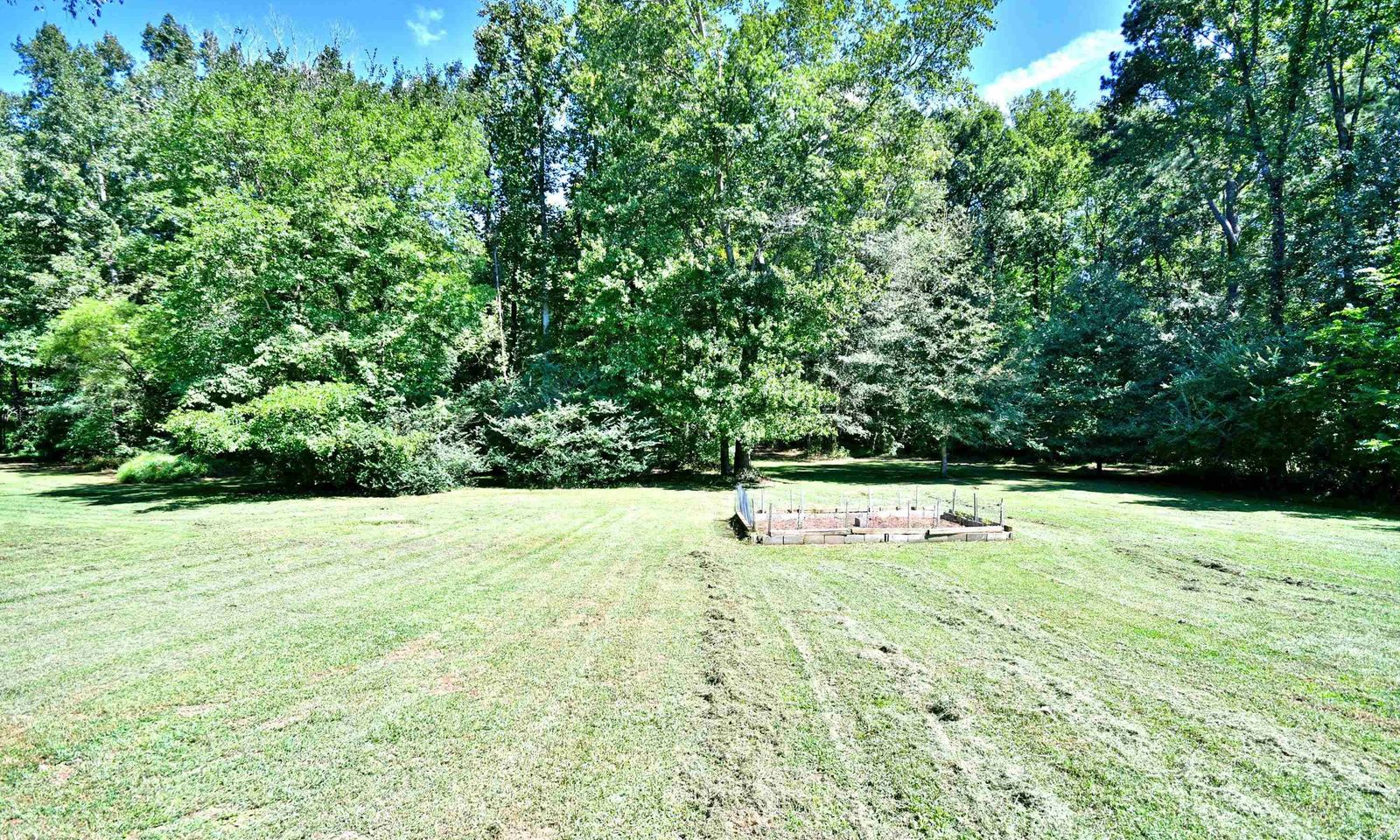 Property image 3 at 535 Meadowsweet Lane, Greenville, SC 29615